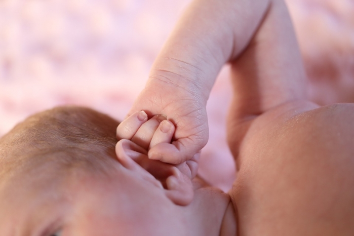 Crosta lattea: come rimuoverla dalla testa del bambino?